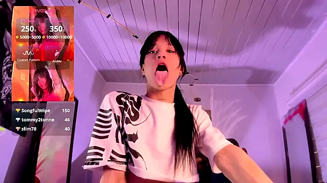 stormytt  online show from 09/27/25, 12:54