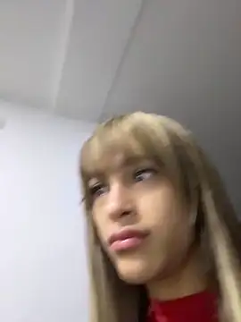 stormytt  online show from 04/18/26, 02:48