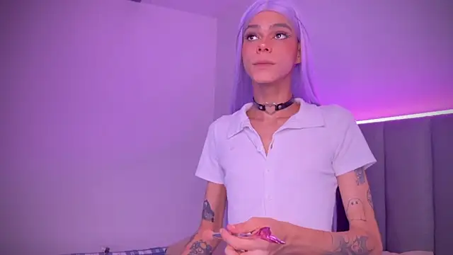 Varya Ferreira online show from 12/10/24, 12:16