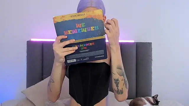 Varya Ferreira online show from 09/16/25, 07:48