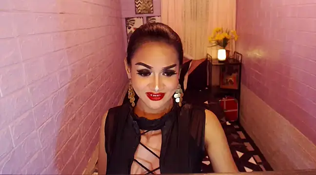 Snapshot of Alwinafox chatting on 03/09/25, 07:48 Alwinafox online show from 03/09/25, 07:48