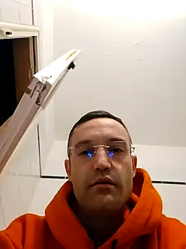 Snapshot of enricso chatting on 12/01/24, 10:53 enricso online show from 12/01/24, 10:53