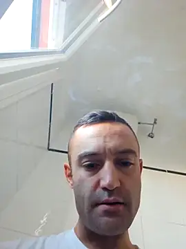 Snapshot of enricso chatting on 10/08/25, 07:50 enricso online show from 10/08/25, 07:50