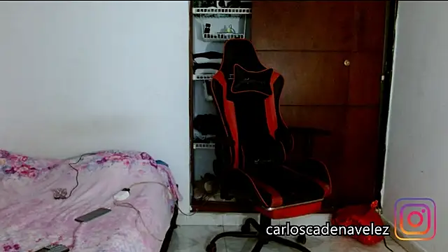 Snapshot of dickmaximum chatting on 04/21/26, 08:34 dickmaximum online show from 04/21/26, 08:34