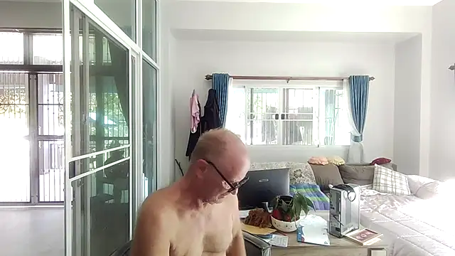 58klaus online show from 12/14/25, 04:51