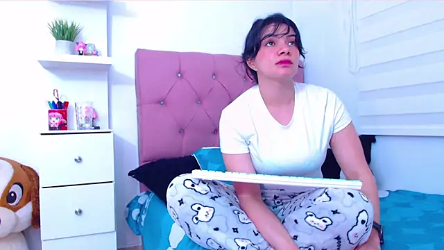 Vannessa  Shy online show from 09/22/25, 11:29