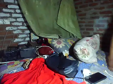 Snapshot of Alora-shine chatting on 03/30/26, 09:21 Alora-shine online show from 03/30/26, 09:21