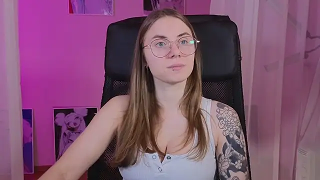  AnnaStark  online show from 12/11/24, 08:39