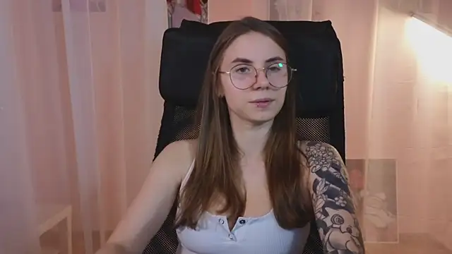  AnnaStark  online show from 12/25/24, 03:50