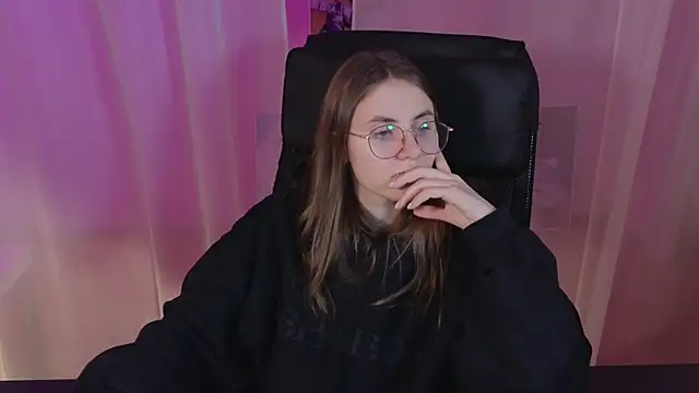  AnnaStark  online show from 02/09/25, 06:16