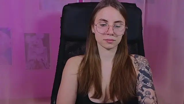  AnnaStark  online show from 02/27/25, 08:42