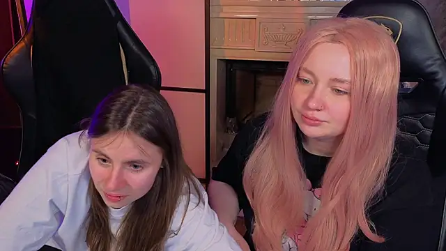 Snapshot of _AnnaStark_ chatting on 03/29/26, 09:42 AnnaStark online show from 03/29/26, 09:42