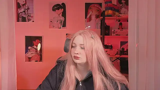 Snapshot of _AnnaStark_ chatting on 04/03/26, 08:18 AnnaStark online show from 04/03/26, 08:18