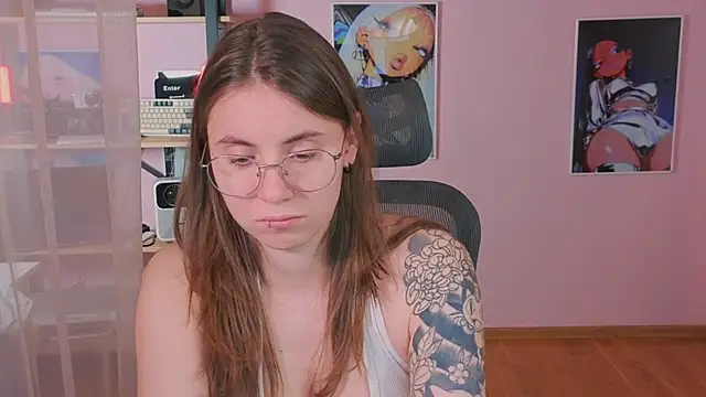 Snapshot of _AnnaStark_ chatting on 04/22/26, 08:21 AnnaStark online show from 04/22/26, 08:21