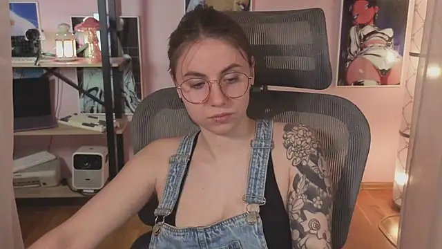  AnnaStark  online show from 07/14/26, 05:01