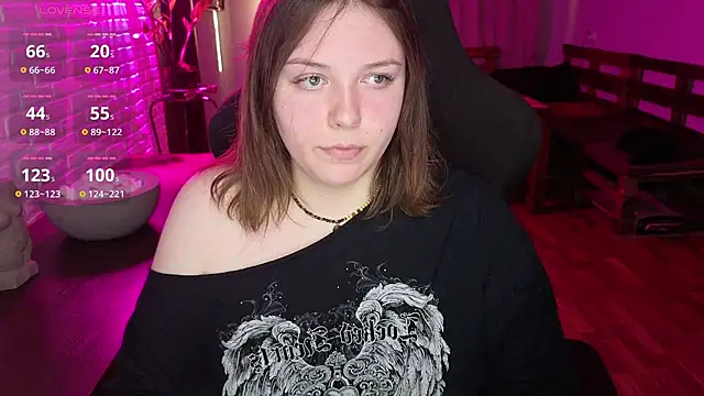 Snapshot of XNirvanaX chatting on 06/26/26, 02:38 XNirvanaX online show from 06/26/26, 02:38