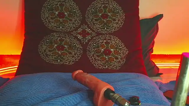 Snapshot of Raquel789 chatting on 04/10/26, 04:12 Raquel789 online show from 04/10/26, 04:12