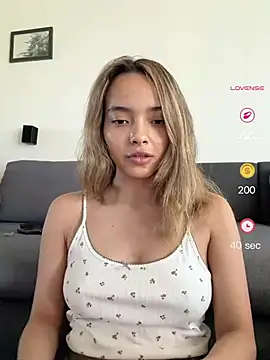 Snapshot of Irina_Grant chatting on 05/01/26, 05:45 Irina Grant online show from 05/01/26, 05:45