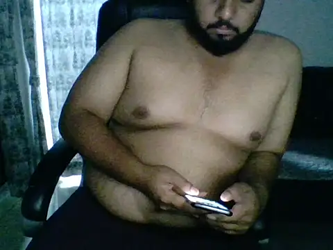 Wildguycums online show from 05/16/26, 05:23