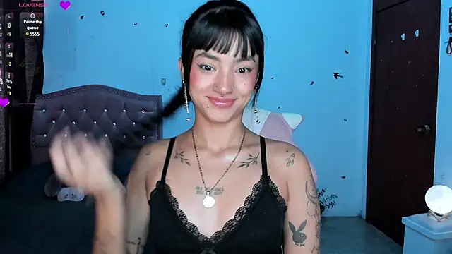 Lizzie corner v online show from 01/10/25, 02:45