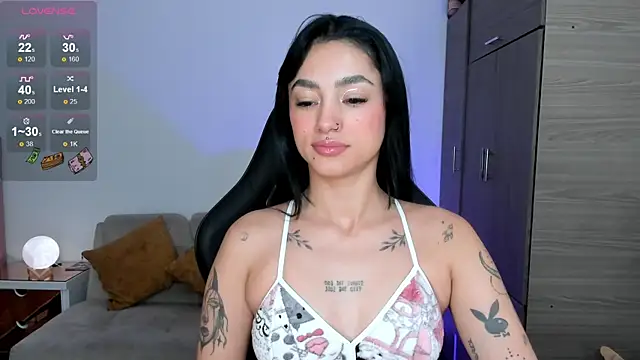 Lizzie corner v online show from 01/15/26, 01:59