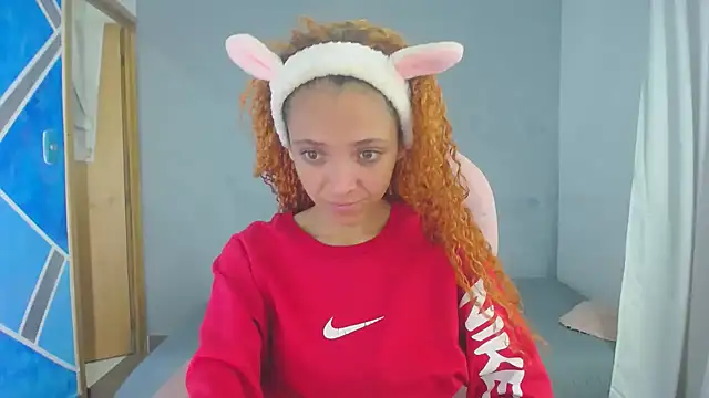 SexyLeilaa online show from 12/10/24, 01:00