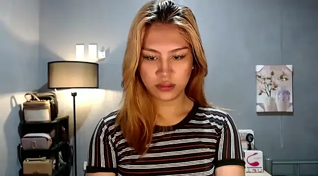 luxxy grand online show from 01/10/25, 12:27