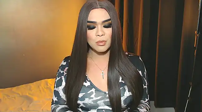 Snapshot of VictoriaEliz chatting on 02/04/25, 11:05 VictoriaEliz online show from 02/04/25, 11:05