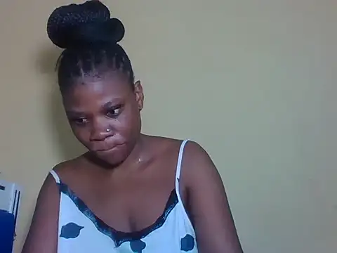 Snapshot of Sweetbaby004 chatting on 07/17/26, 02:24 Sweetbaby004 online show from 07/17/26, 02:24