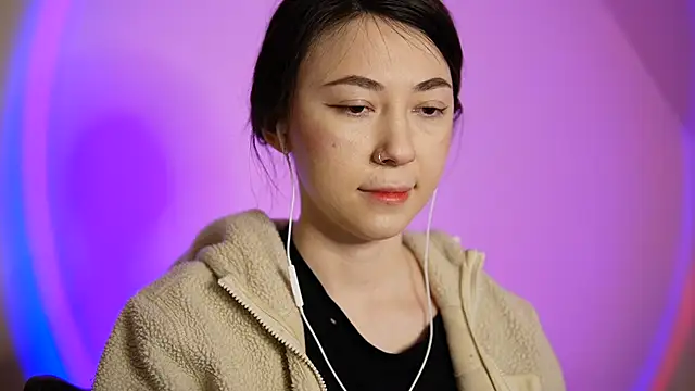 Snapshot of chibi_moon_ chatting on 01/15/25, 06:08 chibi moon online show from 01/15/25, 06:08