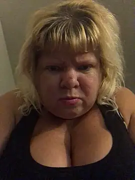 Snapshot of JemJensen30 chatting on 10/10/25, 06:23 JemJensen30 online show from 10/10/25, 06:23