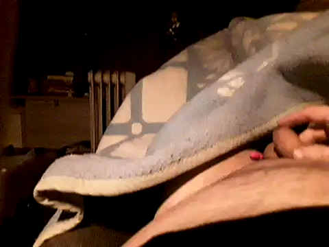 Snapshot of ciruelo1 chatting on 02/25/25, 09:02 ciruelo1 online show from 02/25/25, 09:02