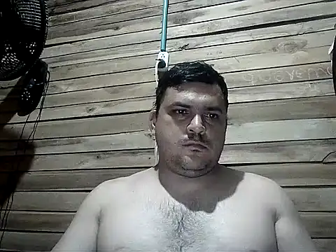 Snapshot of Arcangel_05 chatting on 03/25/26, 05:35 Arcangel 05 online show from 03/25/26, 05:35