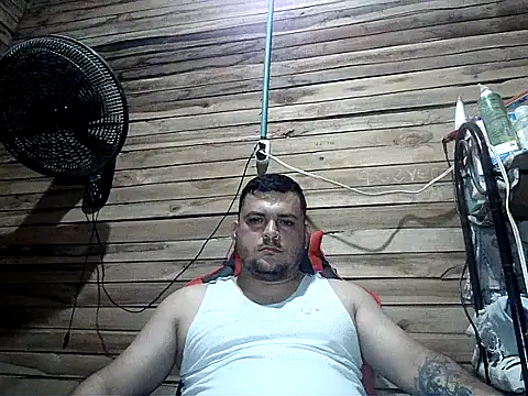 Snapshot of Arcangel_05 chatting on 05/28/26, 05:16 Arcangel 05 online show from 05/28/26, 05:16