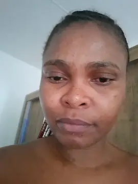 Snapshot of SweetAppleCandyxx chatting on 11/06/25, 08:48 SweetAppleCandyxx online show from 11/06/25, 08:48