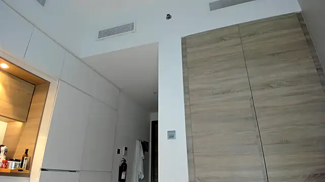 alexademie1 online show from 10/03/25, 01:41