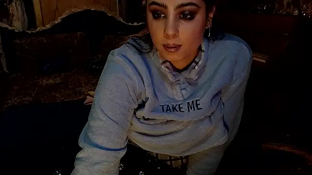 Snapshot of VanessaDoyle chatting on 12/01/25, 07:24 VanessaDoyle online show from 12/01/25, 07:24