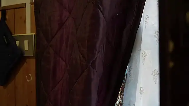 Snapshot of VanessaDoyle chatting on 05/12/26, 08:33 VanessaDoyle online show from 05/12/26, 08:33