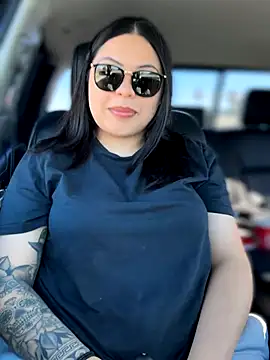 drizzypeach602 online show from 11/02/25, 07:05