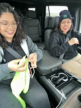 drizzypeach602 online show from 11/30/25, 09:41