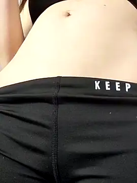 Snapshot of Amira_Milker chatting on 11/13/25, 03:00 Amira Milker online show from 11/13/25, 03:00