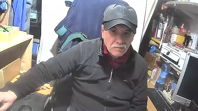 Snapshot of nonnomaturobisex chatting on 01/31/25, 08:11 nonnomaturobisex online show from 01/31/25, 08:11