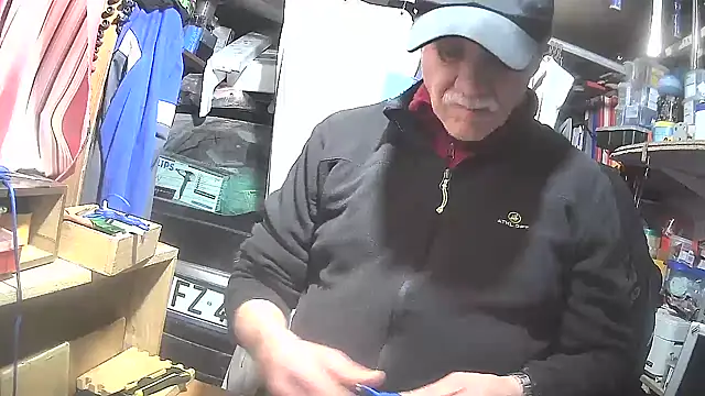 Snapshot of nonnomaturobisex chatting on 01/31/25, 03:33 nonnomaturobisex online show from 01/31/25, 03:33