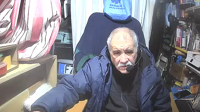 Snapshot of nonnomaturobisex chatting on 02/04/25, 09:07 nonnomaturobisex online show from 02/04/25, 09:07