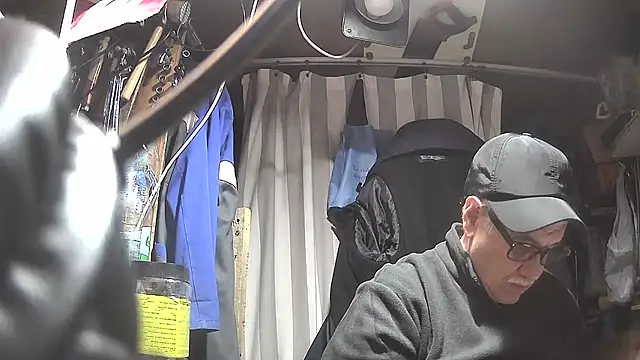 Snapshot of nonnomaturobisex chatting on 02/19/25, 02:55 nonnomaturobisex online show from 02/19/25, 02:55