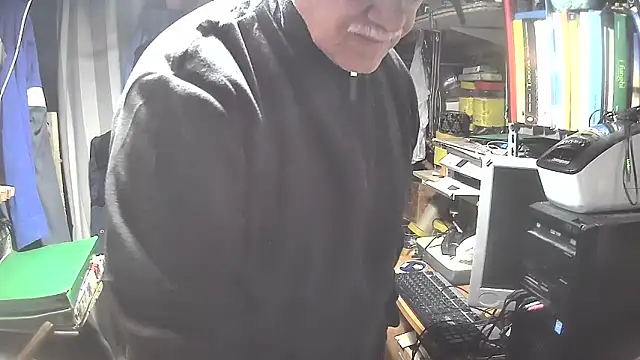 Snapshot of nonnomaturobisex chatting on 02/21/25, 09:02 nonnomaturobisex online show from 02/21/25, 09:02