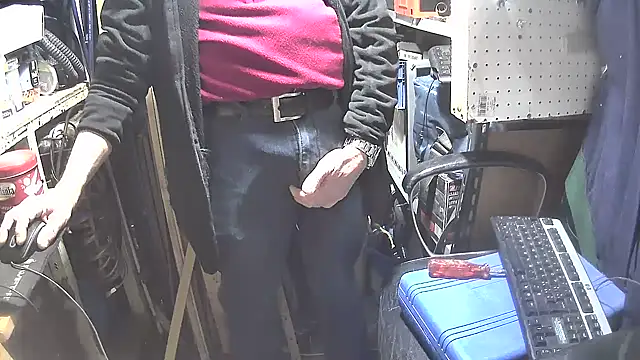 Snapshot of nonnomaturobisex chatting on 03/20/25, 09:26 nonnomaturobisex online show from 03/20/25, 09:26