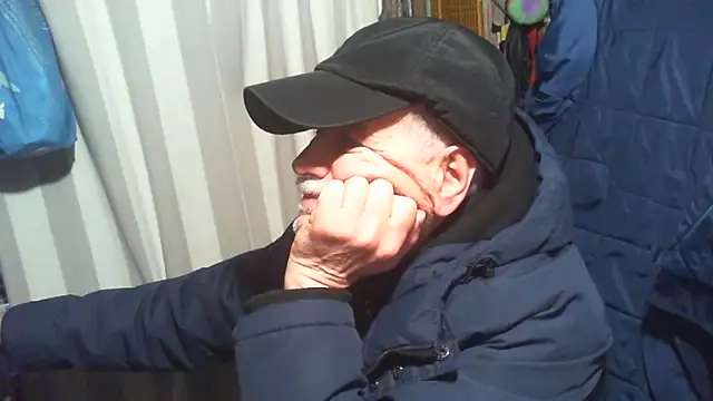 nonnomaturobisex online show from 03/31/26, 01:55