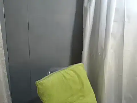 Delicate Savannah online show from 01/03/25, 02:30