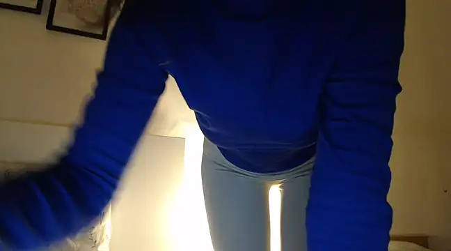 ocean eyess  online show from 01/14/25, 10:12